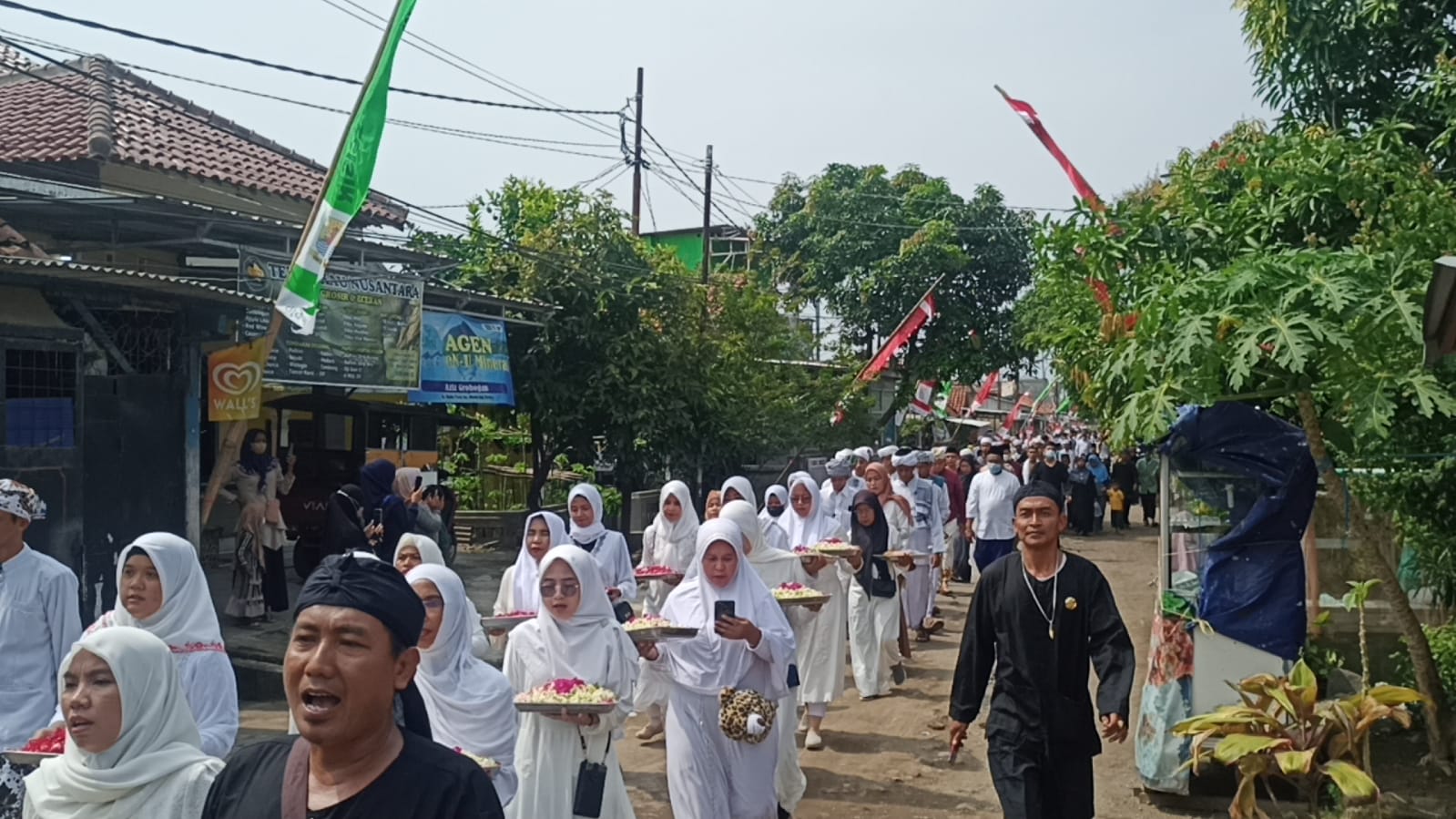 Masyarakat Menggelar Kegiatan Haul Kilobama untuk Memperingati Syekh Abdurahman Al Bagdadi